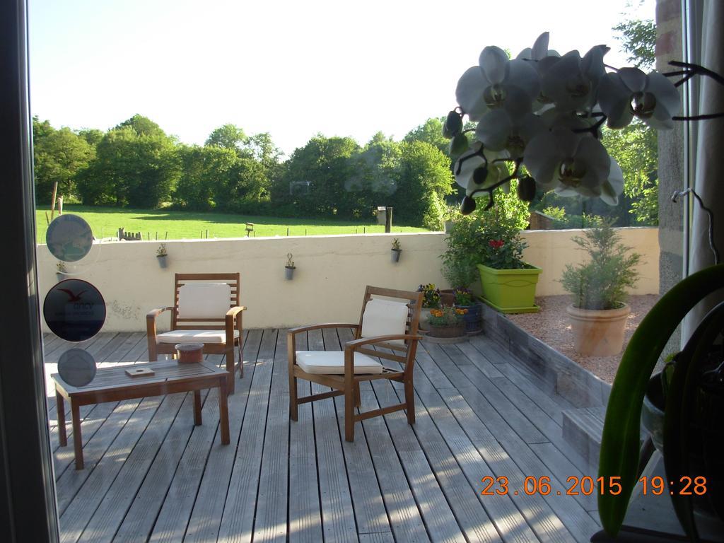 Le Jardin Des Pierres Brunes Saint-Jean-des-Ollieres Exterior photo