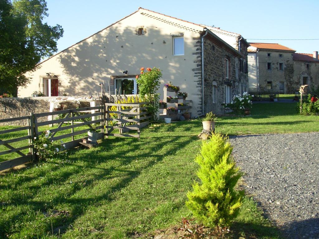 Le Jardin Des Pierres Brunes Saint-Jean-des-Ollieres Exterior photo