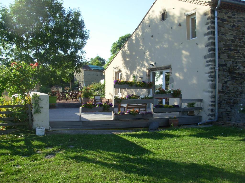 Le Jardin Des Pierres Brunes Saint-Jean-des-Ollieres Exterior photo