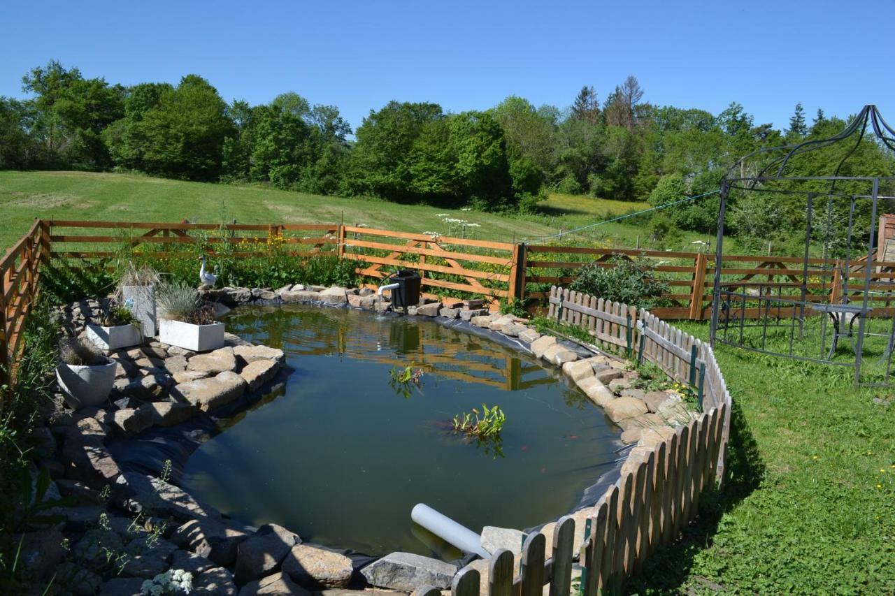 Le Jardin Des Pierres Brunes Saint-Jean-des-Ollieres Exterior photo